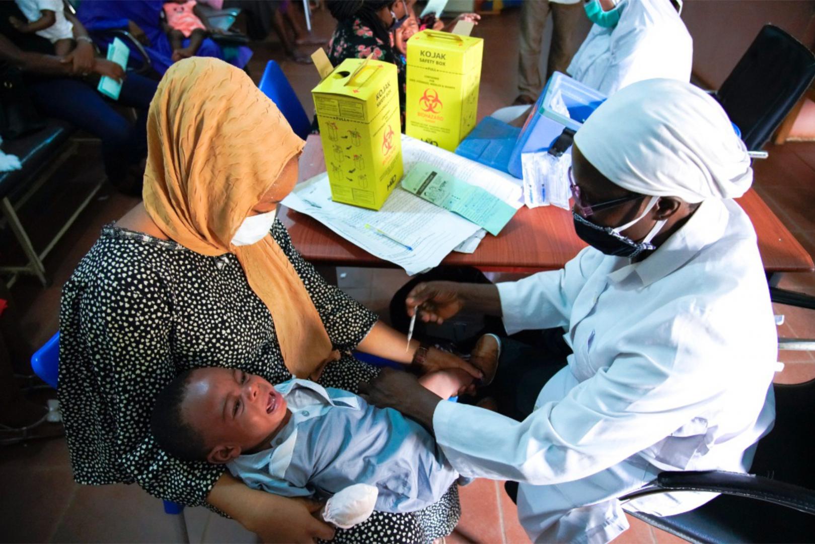 What is the immunization policy in Nigeria?